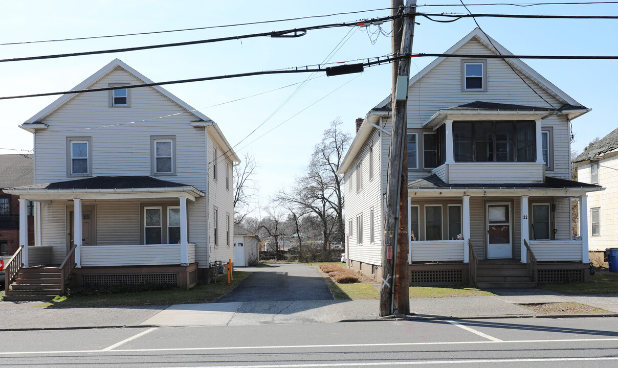 34 Hurley Ave in Kingston, NY - Building Photo