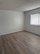 10916 Royal Palm Blvd in Coral Springs, FL - Building Photo - Building Photo