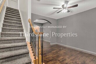 13039 Sunset Lake Dr in Jacksonville, FL - Building Photo - Building Photo