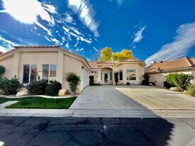 199 W 2025 S in Saint George, UT - Building Photo