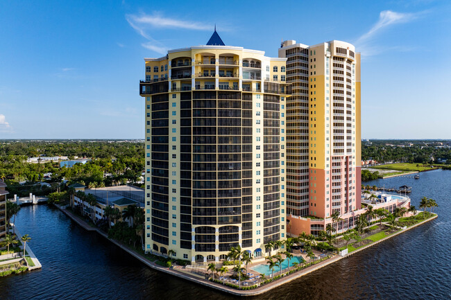 The Beau Rivage Condominiums in Ft. Myers, FL - Building Photo - Building Photo