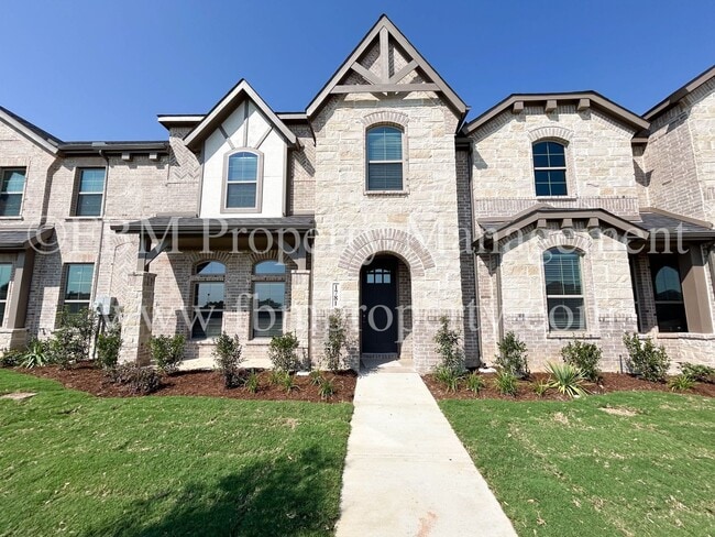 1781 Ethereal Ln in Waxahachie, TX - Building Photo - Building Photo