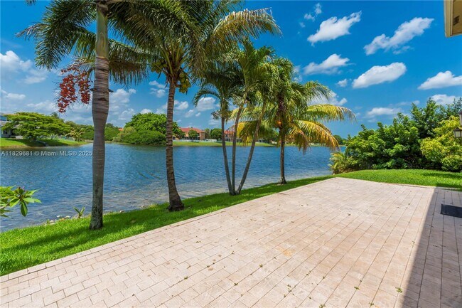 16217 NW 20th St in Pembroke Pines, FL - Building Photo - Building Photo