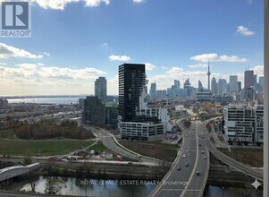 15 Baseball Pl in Toronto, ON - Building Photo - Building Photo