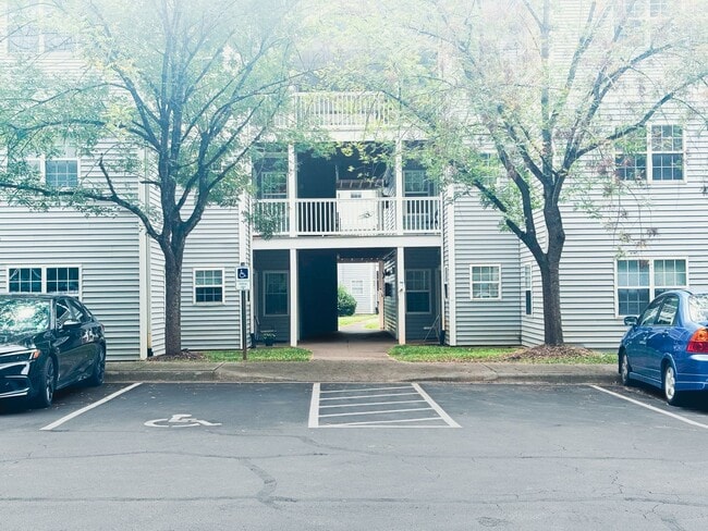 1911 Wolftech Ln, Unit 204 C