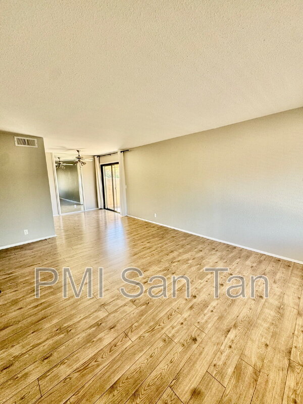 1265 N Granite Reef Rd in Scottsdale, AZ - Building Photo - Building Photo