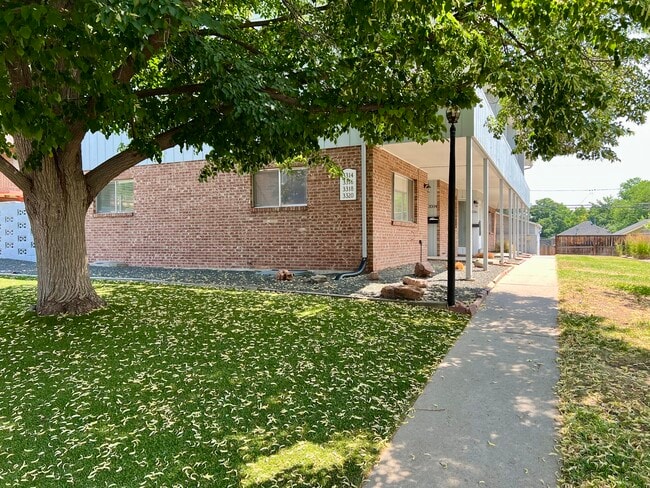 property at 3314 S Clarkson St