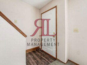 5524 Kenneylane Blvd in Columbus, OH - Building Photo - Building Photo