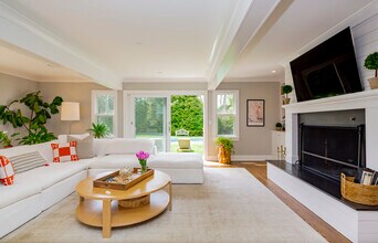25 Cooper Ln in East Hampton, NY - Building Photo - Building Photo