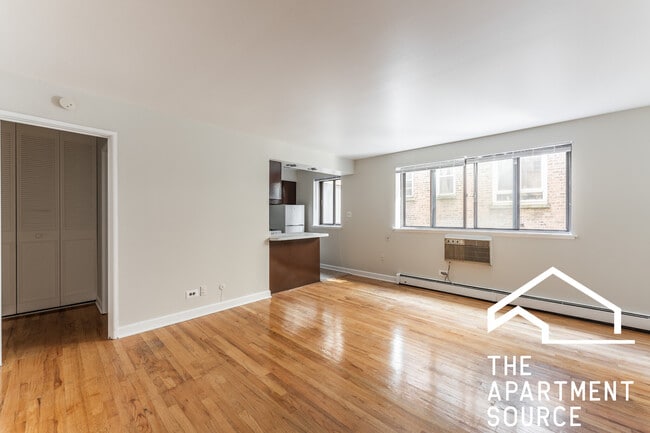 5909 N Kenmore Ave in Chicago, IL - Building Photo - Building Photo