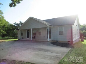 4580 Maiden Hwy in Maiden, NC - Building Photo - Building Photo