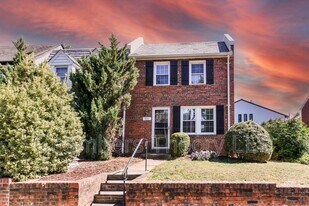 2051 N Brandywine St in Arlington, VA - Building Photo