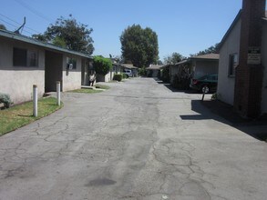 3534-3540 Cogswell Rd in El Monte, CA - Building Photo - Building Photo