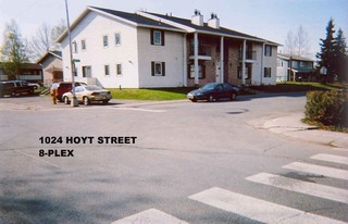 1024 Hoyt St Apartments