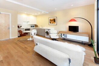 345 Fulton St in San Francisco, CA - Building Photo - Building Photo