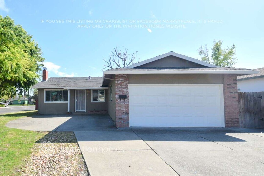 1239 Mallard Ct in Fairfield, CA - Building Photo