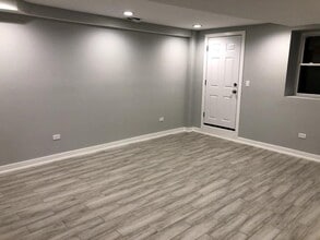 3210 S May St in Chicago, IL - Building Photo - Building Photo