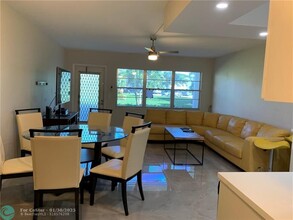 259 Fanshaw G in Boca Raton, FL - Foto de edificio - Building Photo