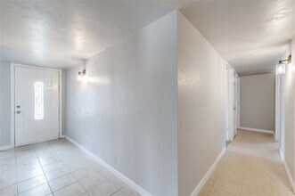 1906 Stockton Trail in Grand Prairie, TX - Building Photo - Building Photo