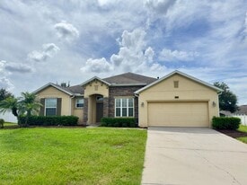 12305 Fountain Coin Way in Clermont, FL - Building Photo