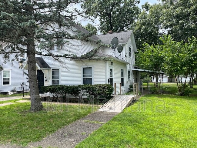 1019 S Ironwood Dr in South Bend, IN - Building Photo - Building Photo