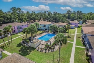 Serenity Place Central in Tallahassee, FL - Building Photo