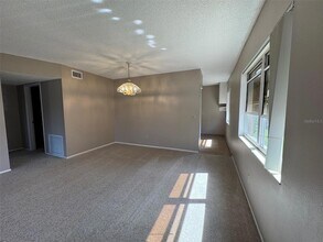 2402 Ecuadorian Way, Unit 40 in Clearwater, FL - Building Photo - Building Photo
