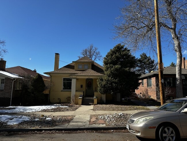 property at 549 Gilpin St