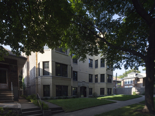 2115-2117 W Birchwood Ave in Chicago, IL - Building Photo - Building Photo