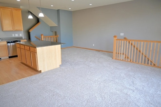 4725 Victor Path in Hugo, MN - Building Photo - Building Photo