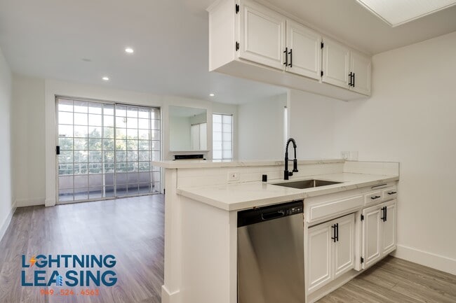 property at 15132 Magnolia Blvd