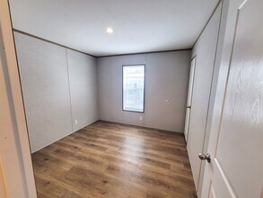 2 Deerwood Park in Centralia, IL - Building Photo - Building Photo