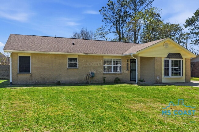 12509 Ponce De Leon Dr in Ocean Springs, MS - Building Photo - Building Photo