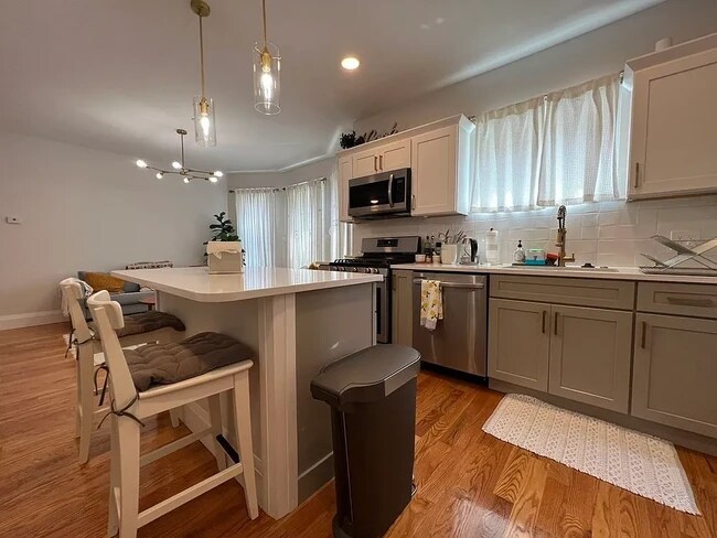 property at 849 Cummins Hwy