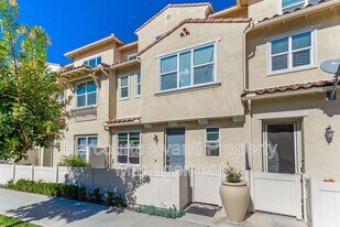 1520 Santa Carolina Rd in Chula Vista, CA - Building Photo