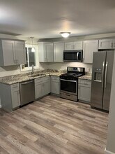 55 Ridgeway Ave in Providence, RI - Building Photo - Building Photo