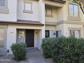 4114 E Union Hills Dr in Phoenix, AZ - Building Photo - Building Photo