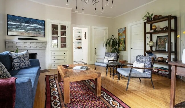 1608 Bath St, Unit A in Santa Barbara, CA - Building Photo - Building Photo