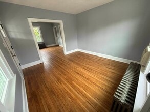 47 May St in New Britain, CT - Building Photo - Building Photo