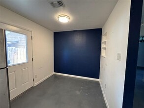 5303 West Gate Blvd in Sunset Valley, TX - Building Photo - Building Photo