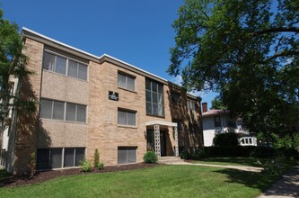 3446 Garfield Ave S in Minneapolis, MN - Building Photo - Interior Photo