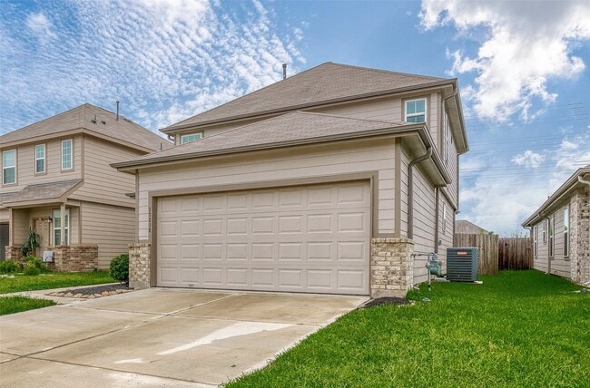 17219 Quiet Song Ct in Richmond, TX - Building Photo - Building Photo