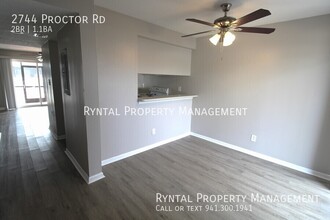 2744 Proctor Rd in Sarasota, FL - Building Photo - Building Photo