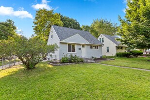 3403 Woodland Ave in Royal Oak, MI - Building Photo