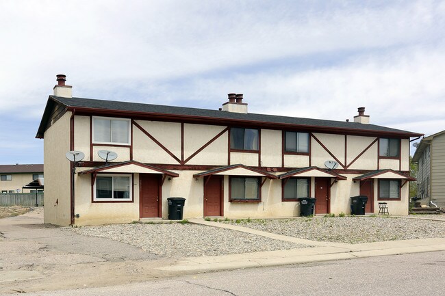 2322-2328 Washo Cir