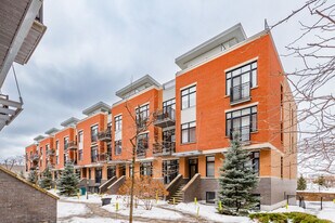 2272 Victoria St in Montréal, QC - Building Photo