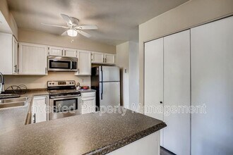 172 S Cody St in Lakewood, CO - Building Photo - Building Photo