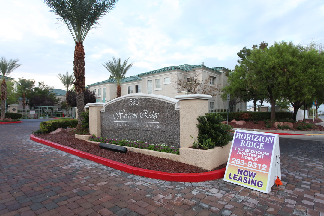 Horizon Ridge in Henderson, NV - Building Photo