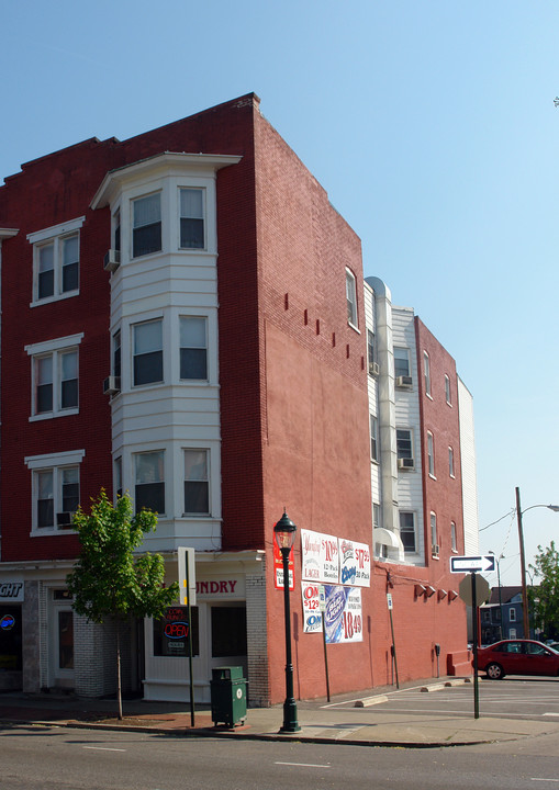 31-33 E Franklin St in Hagerstown, MD - Building Photo