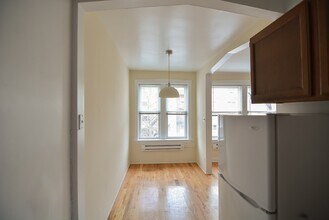 516 W Melrose in Chicago, IL - Foto de edificio - Building Photo